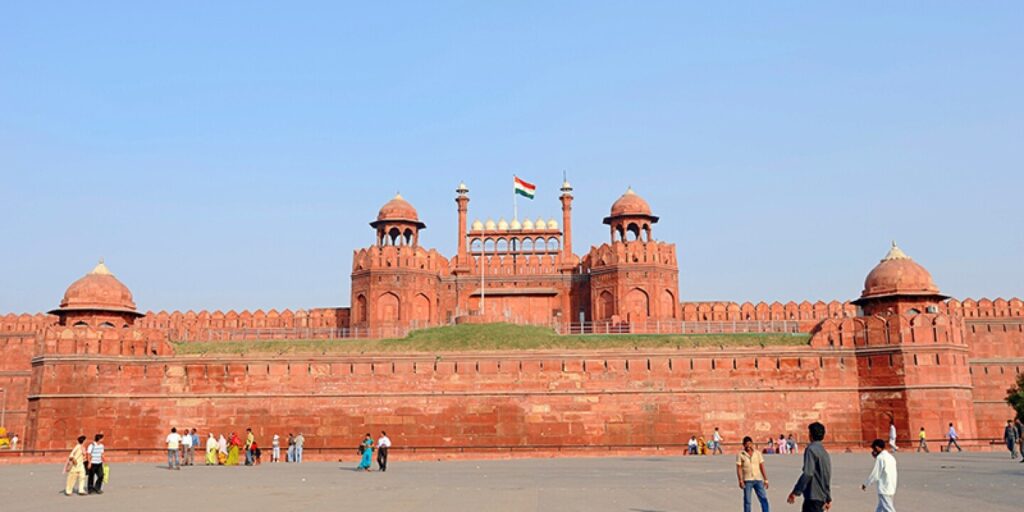 What Are The Famous Historical Places of Delhi?